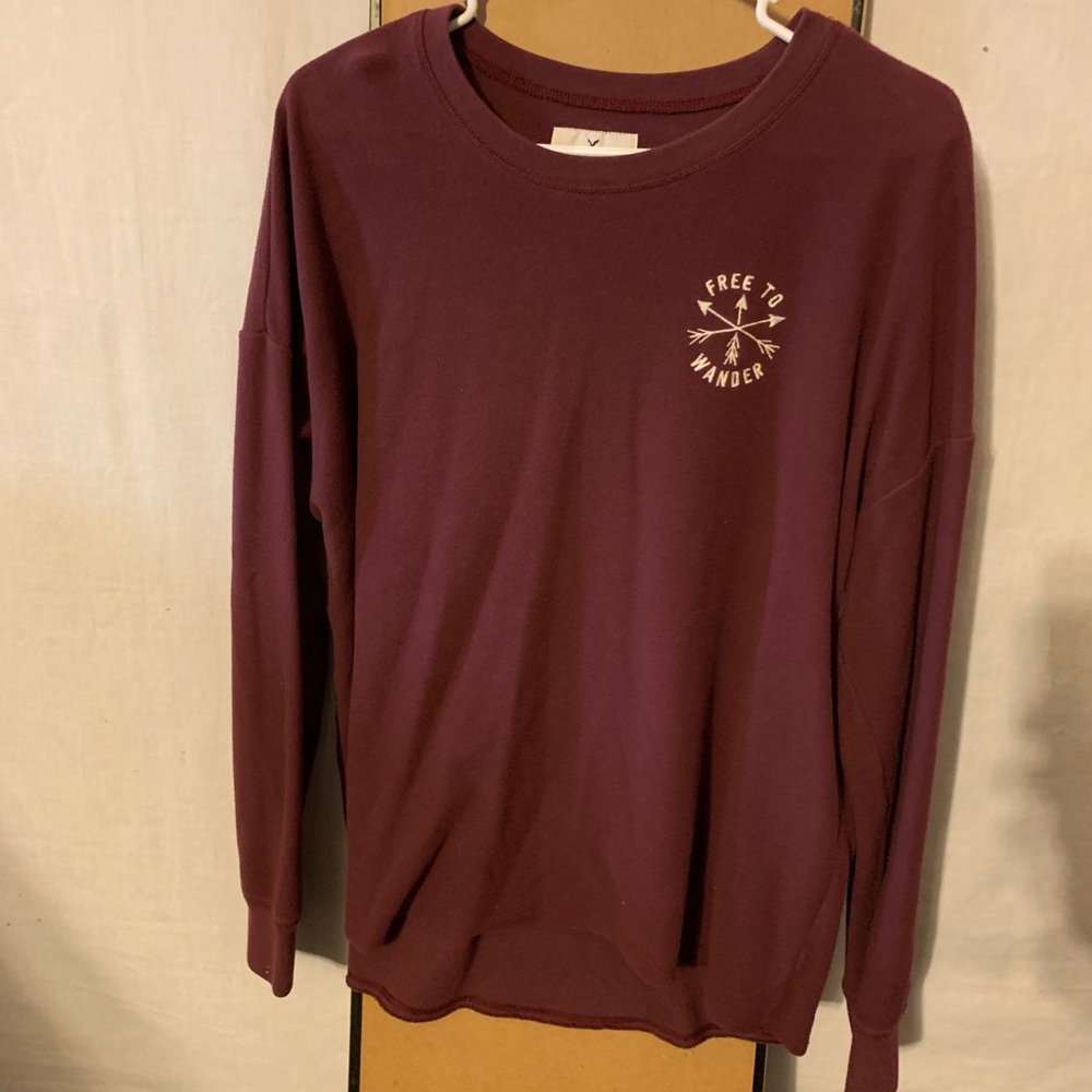 American Eagle light sweater